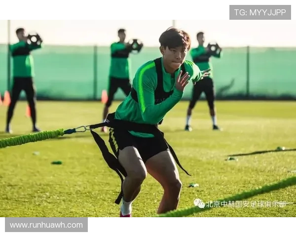 北京羽毛球队战术解析：从技术到战术的全面探讨与实践分享